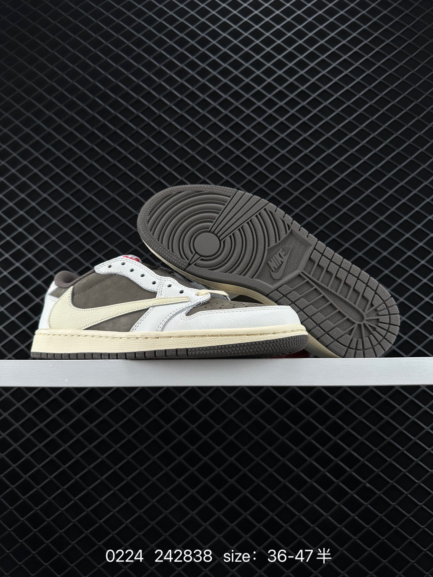 Travis Scott x Air Jordan 1 “ Reverse Mocha “